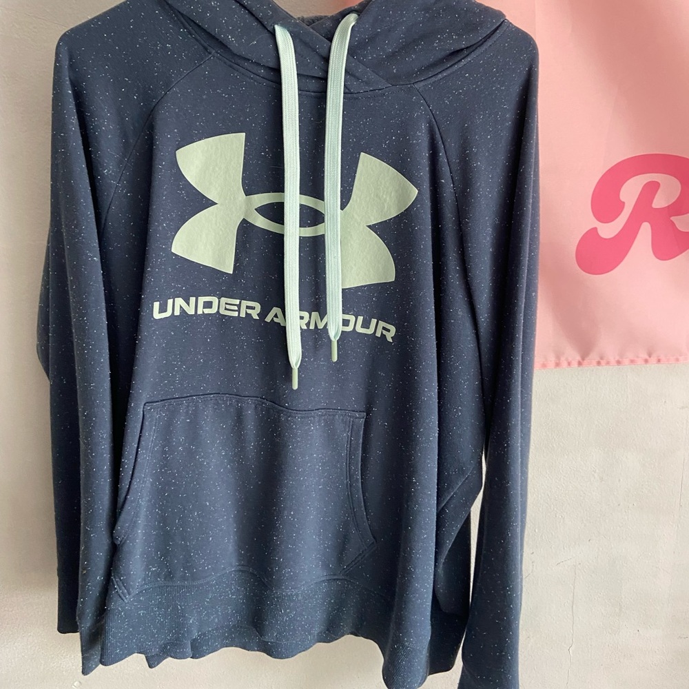 Nice Under Armour hoodie